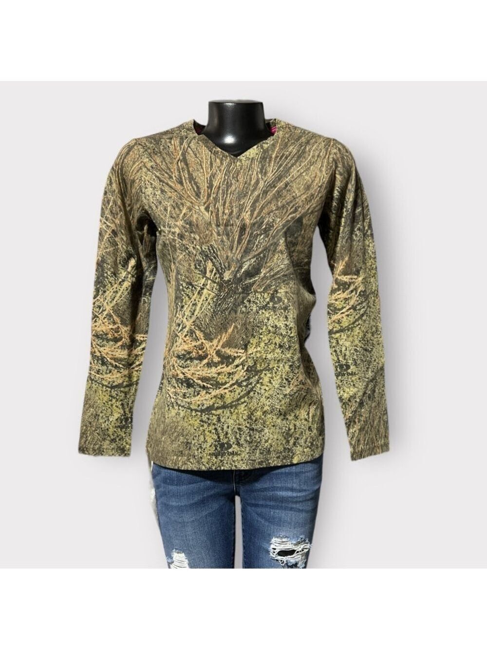 5/$25 ⭐️ Mossy Oak New Long Sleeved Tee Shirt Small V-Neck Camouflage Green NWT
